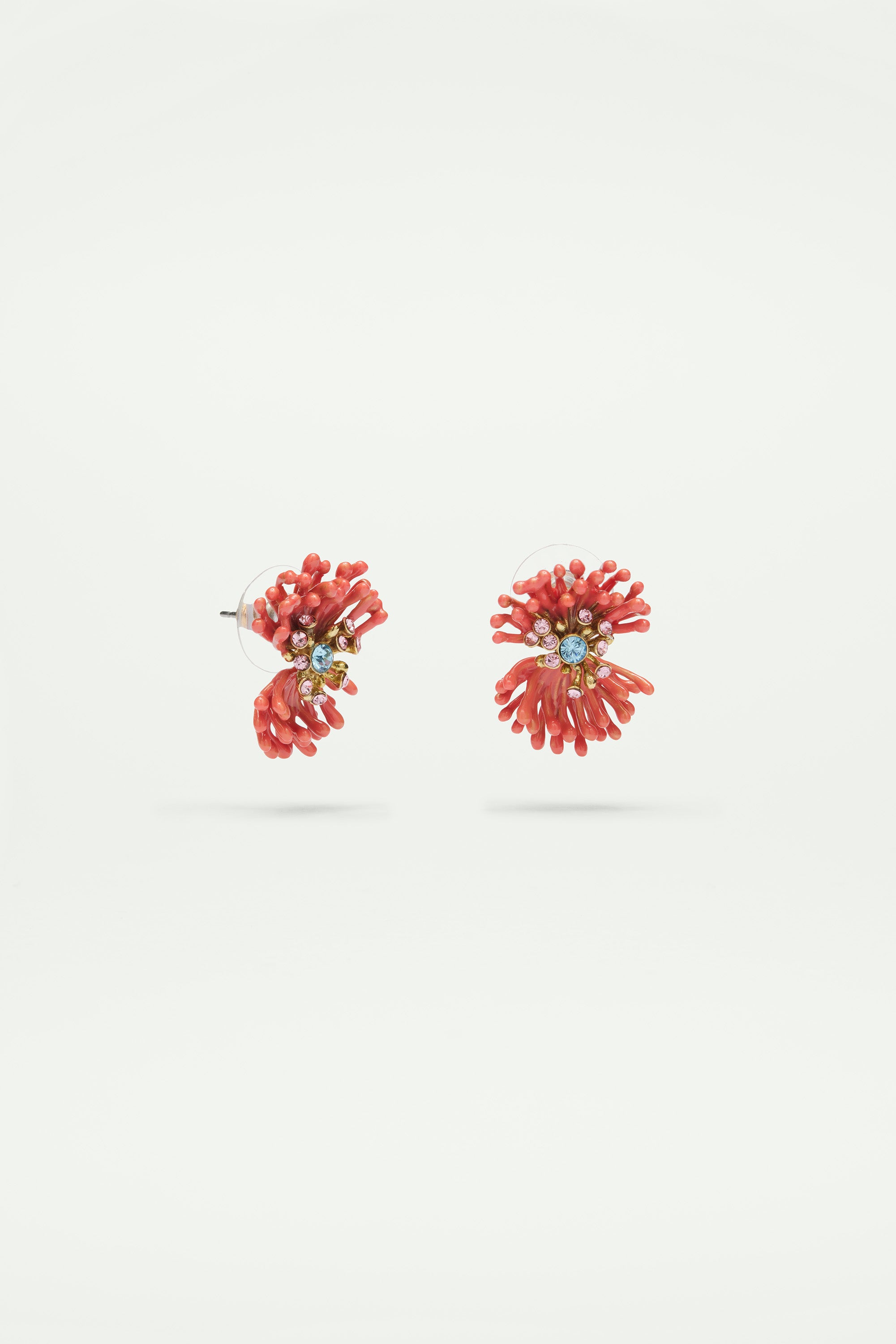 Boucles d'oreilles tiges anémone rose et pierres colorées
