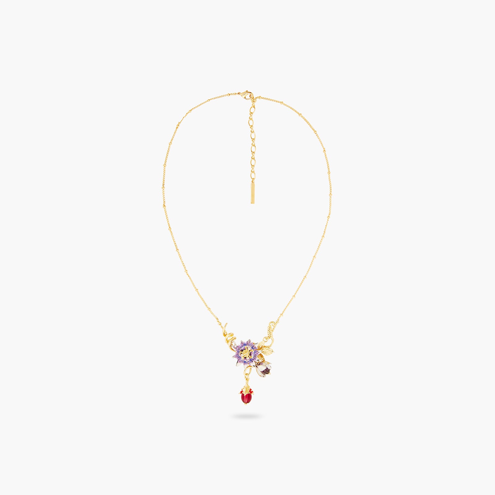 Collier plastron fleur de passiflore