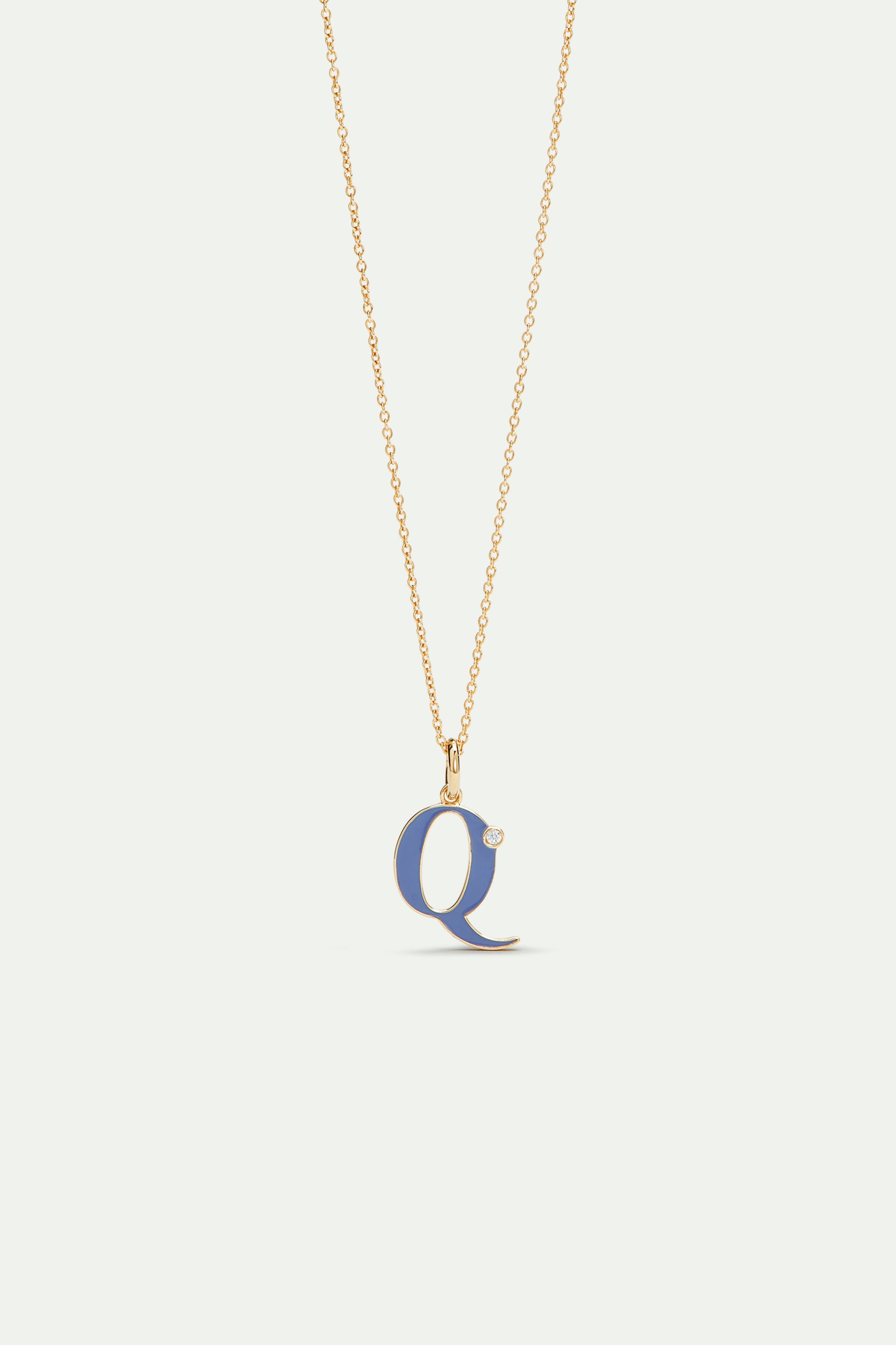 Collier pendentif lettre Q