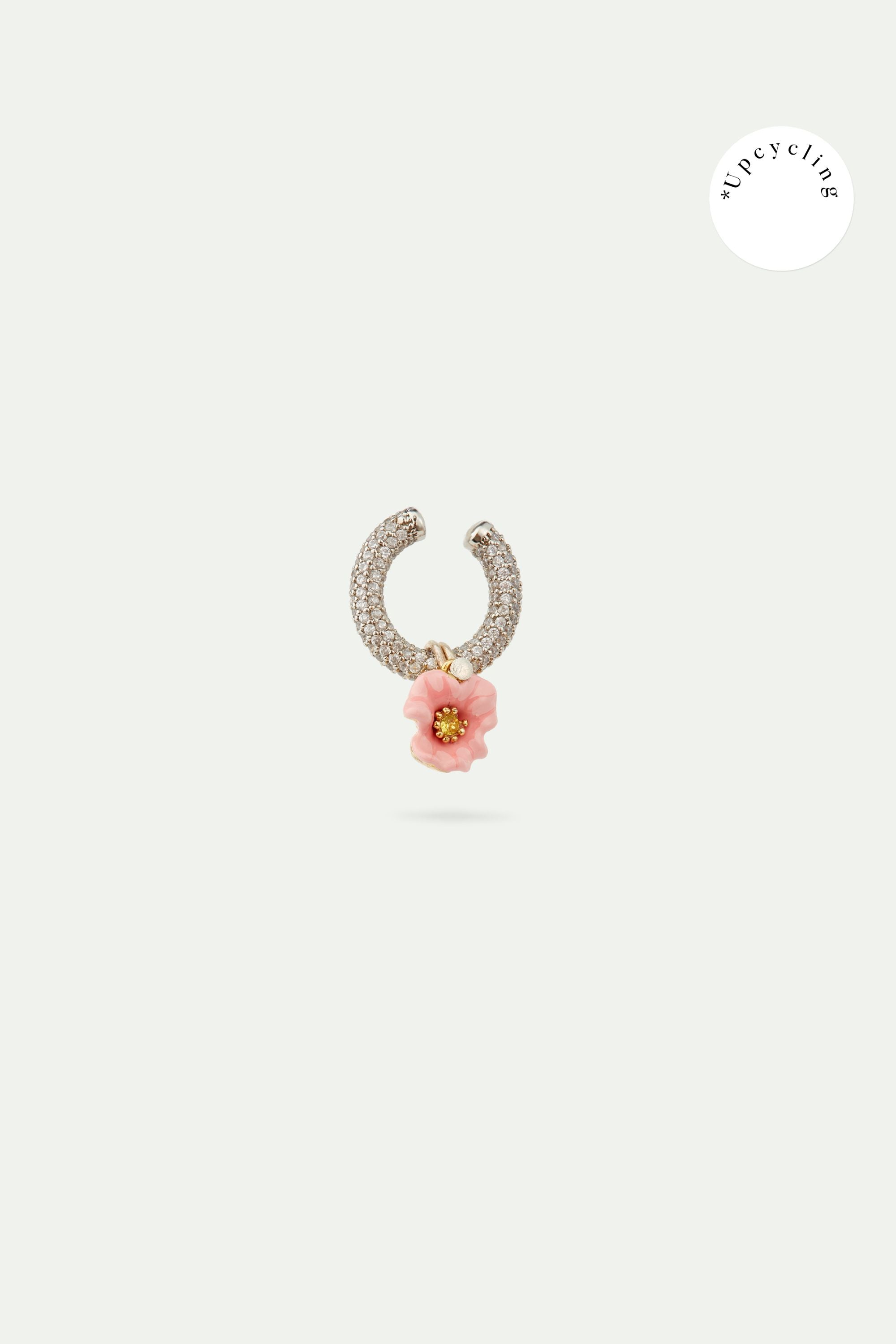 Boucle d'oreille ear cuff gris et fleur rose