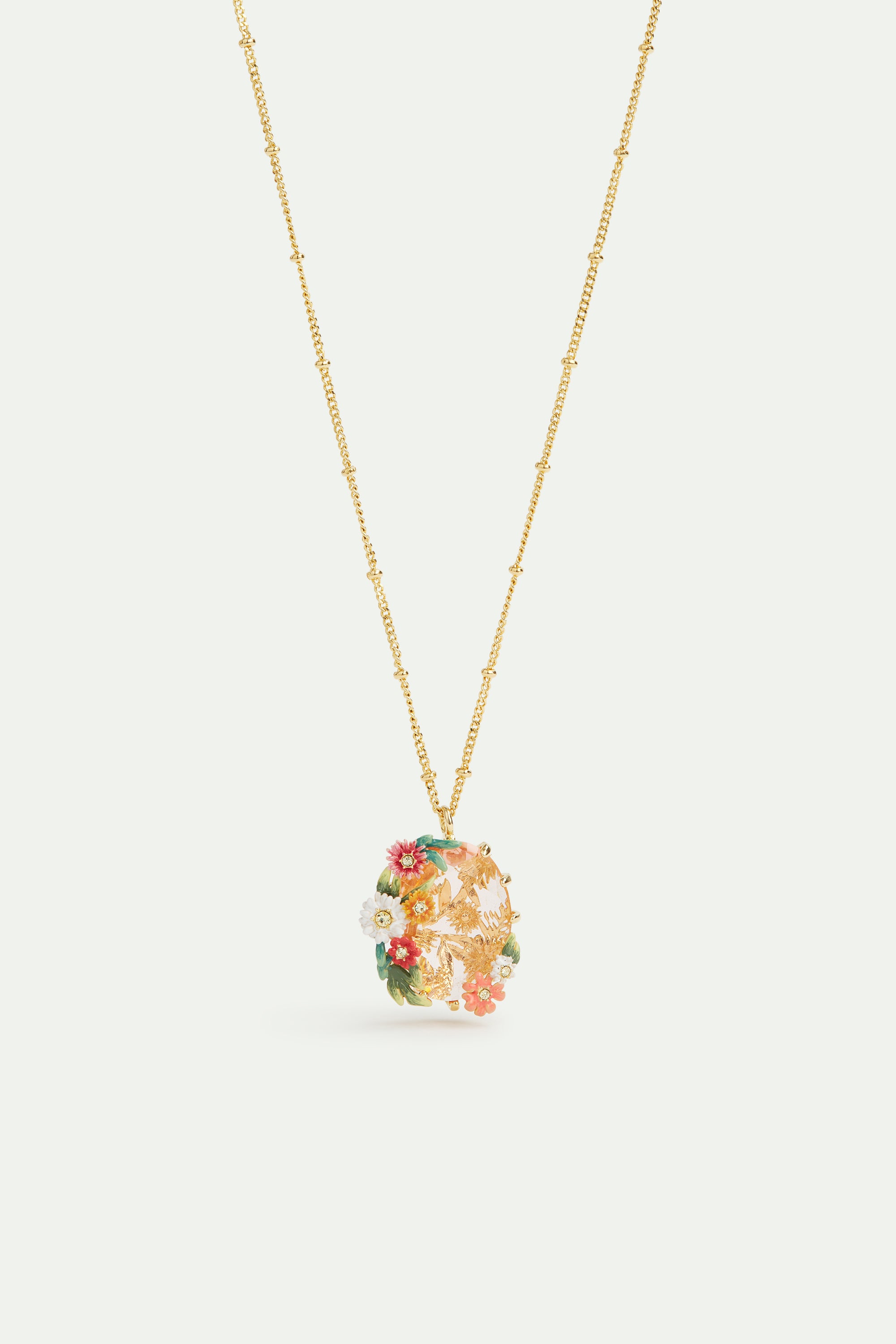 Collier pendentif pierre facettée rose ovale, fleurs de zinnias et de pâquerettes