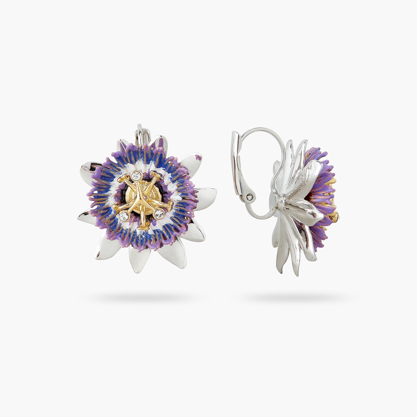 Boucles d'oreilles dormeuses fleur de passiflore