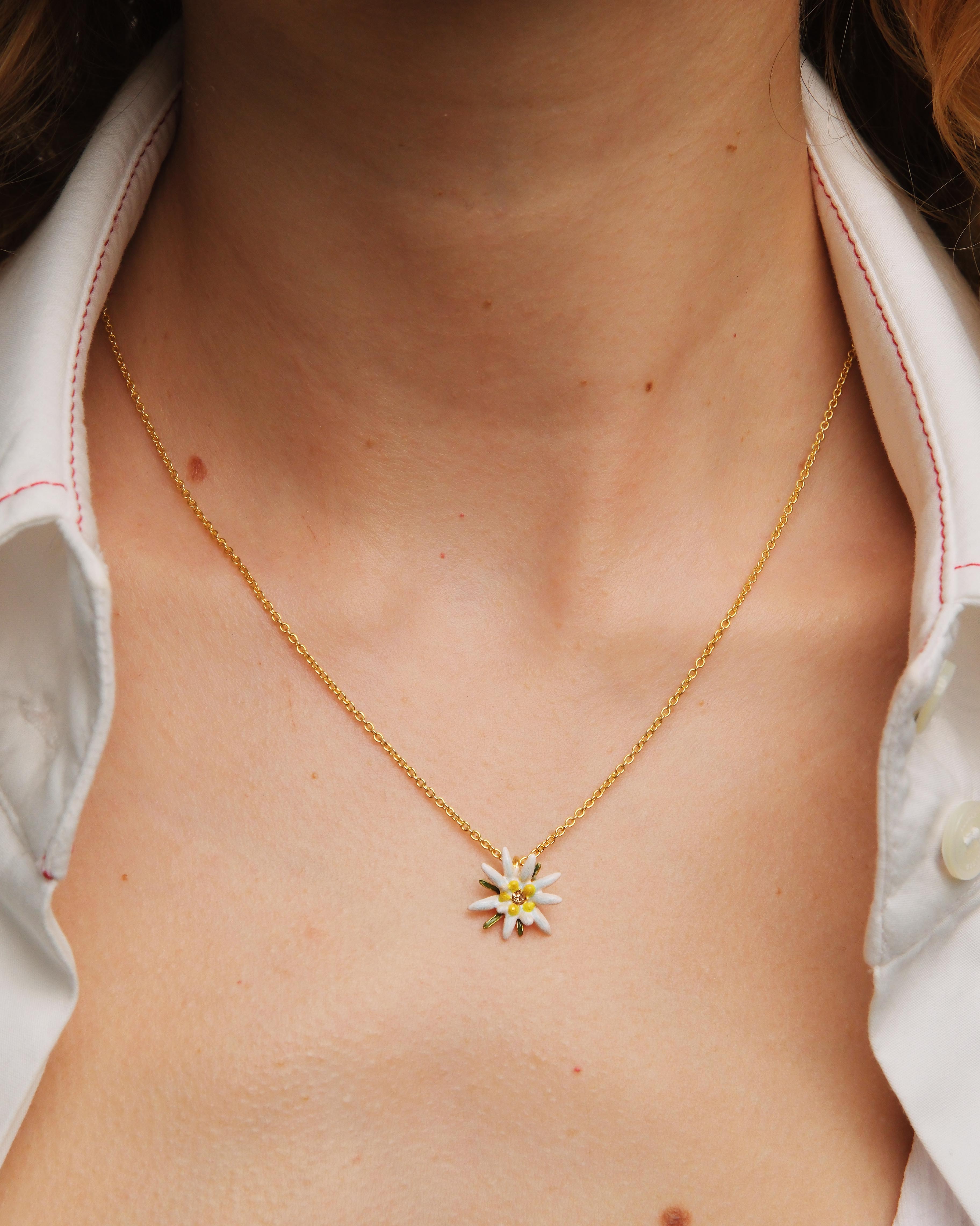 Edelweiss flower pendant necklace