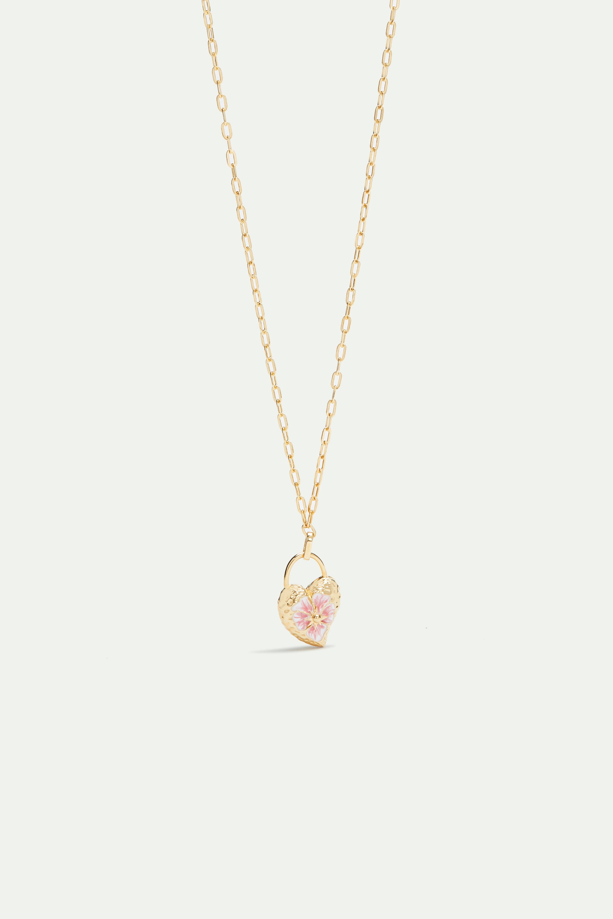 Collier pendentif médaillon cœur et fleur de pensée