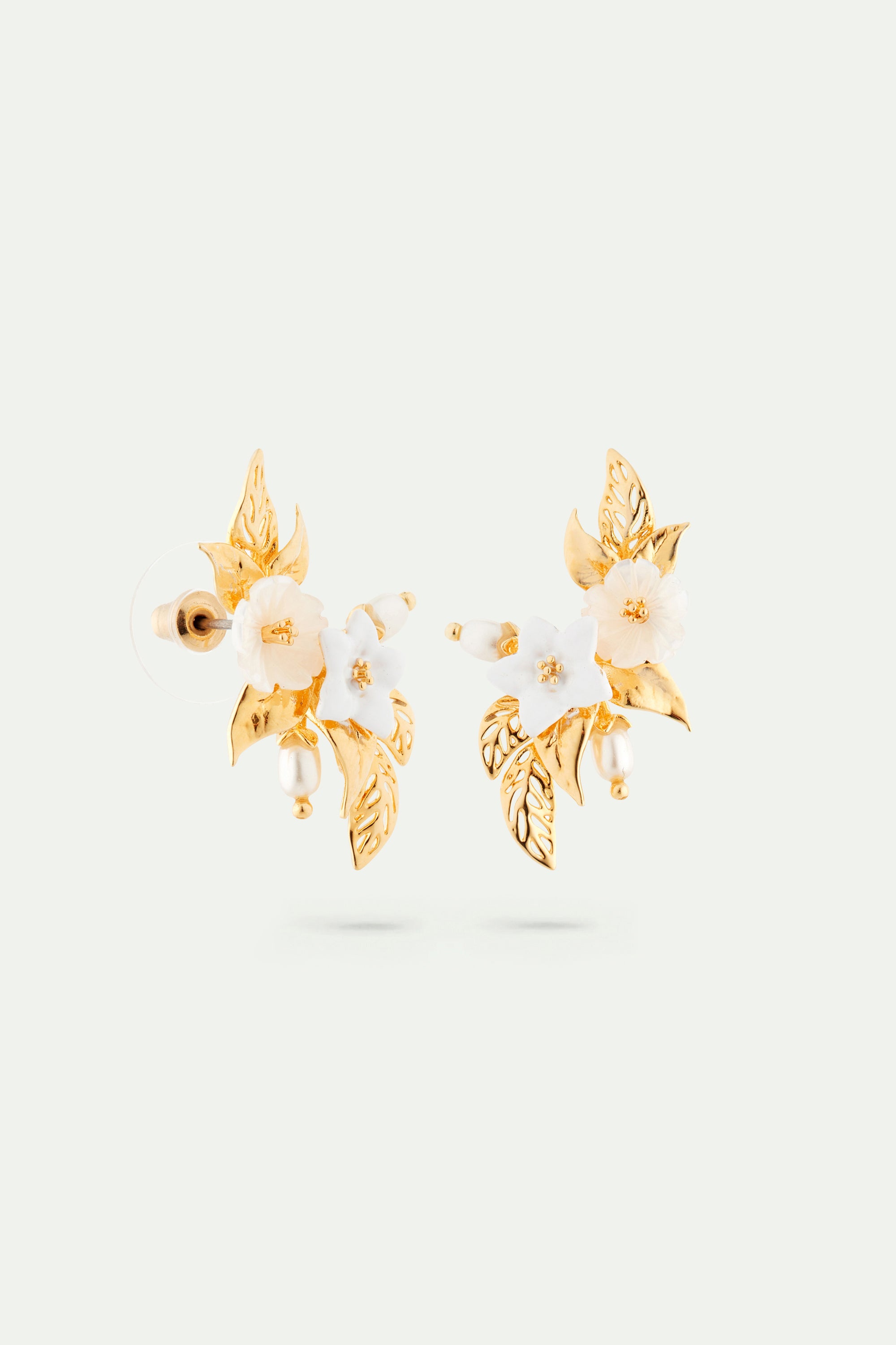 Boucles d'oreilles jasmin officinal blanc et feuilles dorées à l'or fin