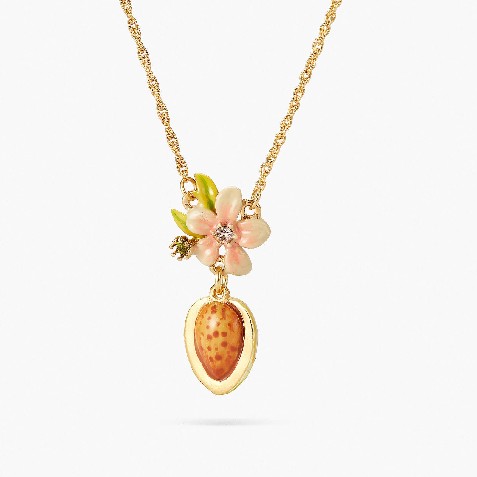 Collier pendentif amandes et fleurs