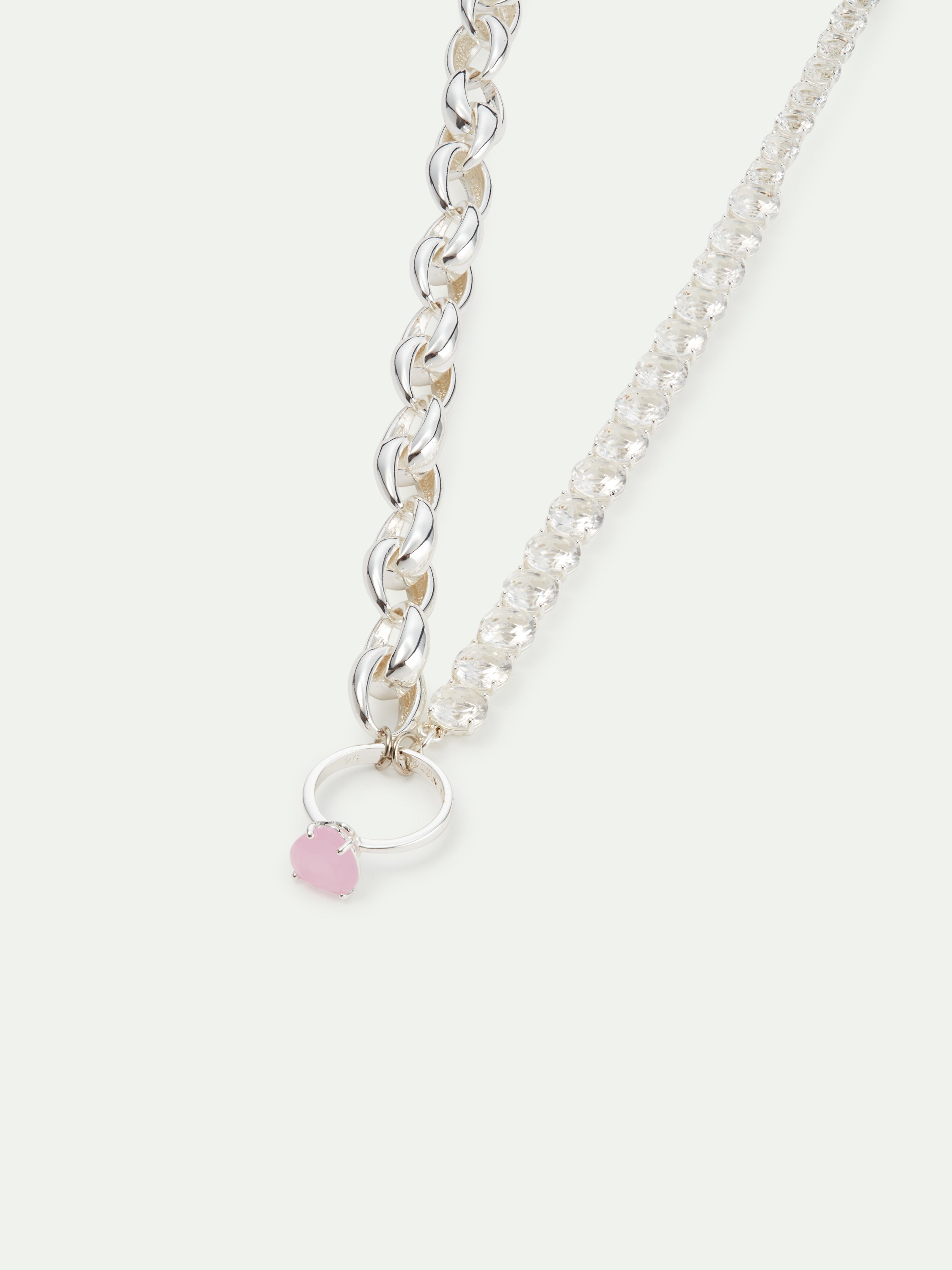 Collier ras de cou La Diamantine argenté, bague cœur rose et chaîne