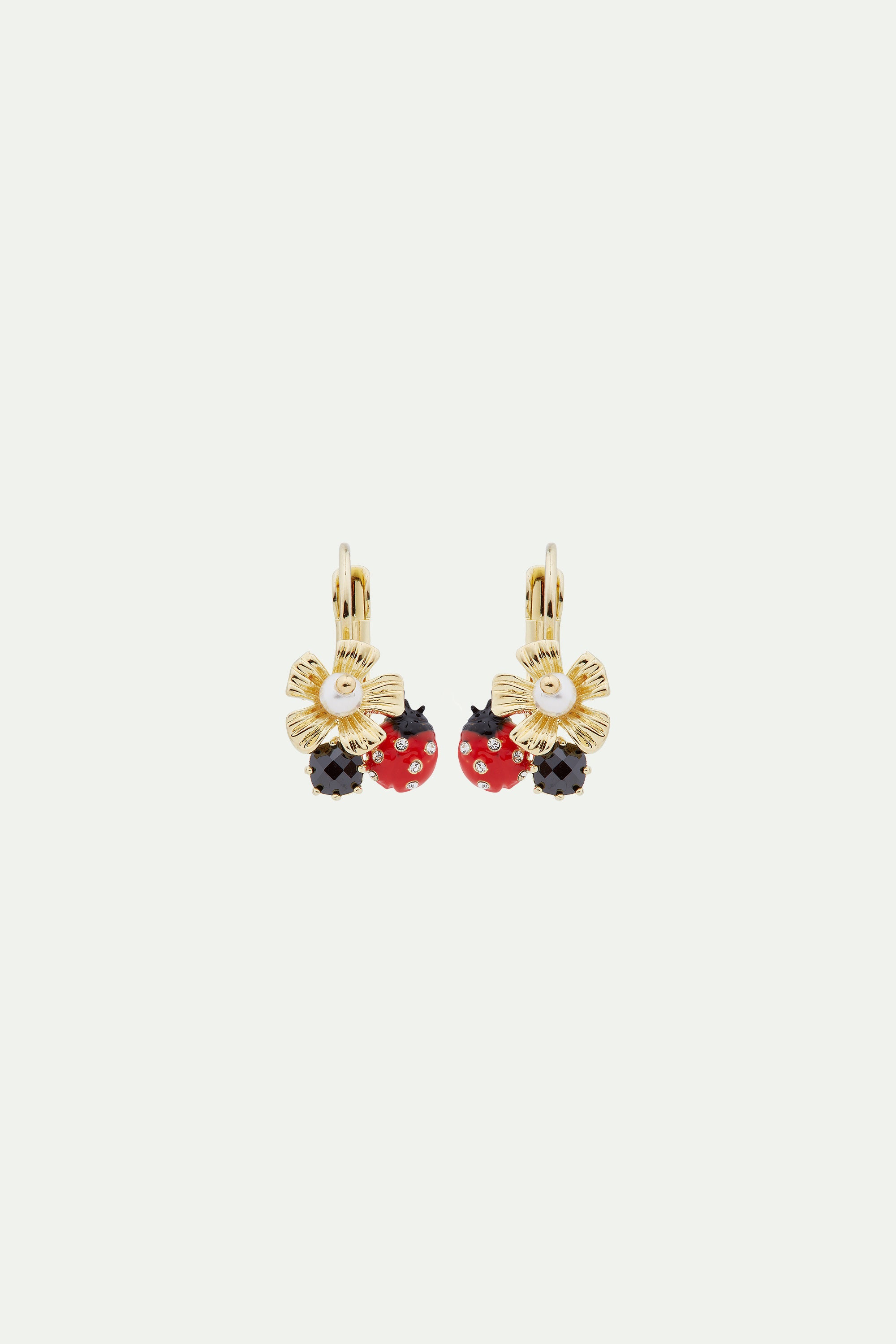 Boucles d'oreilles dormeuses coccinelle et anémone accompagnée de sa perle de nacre