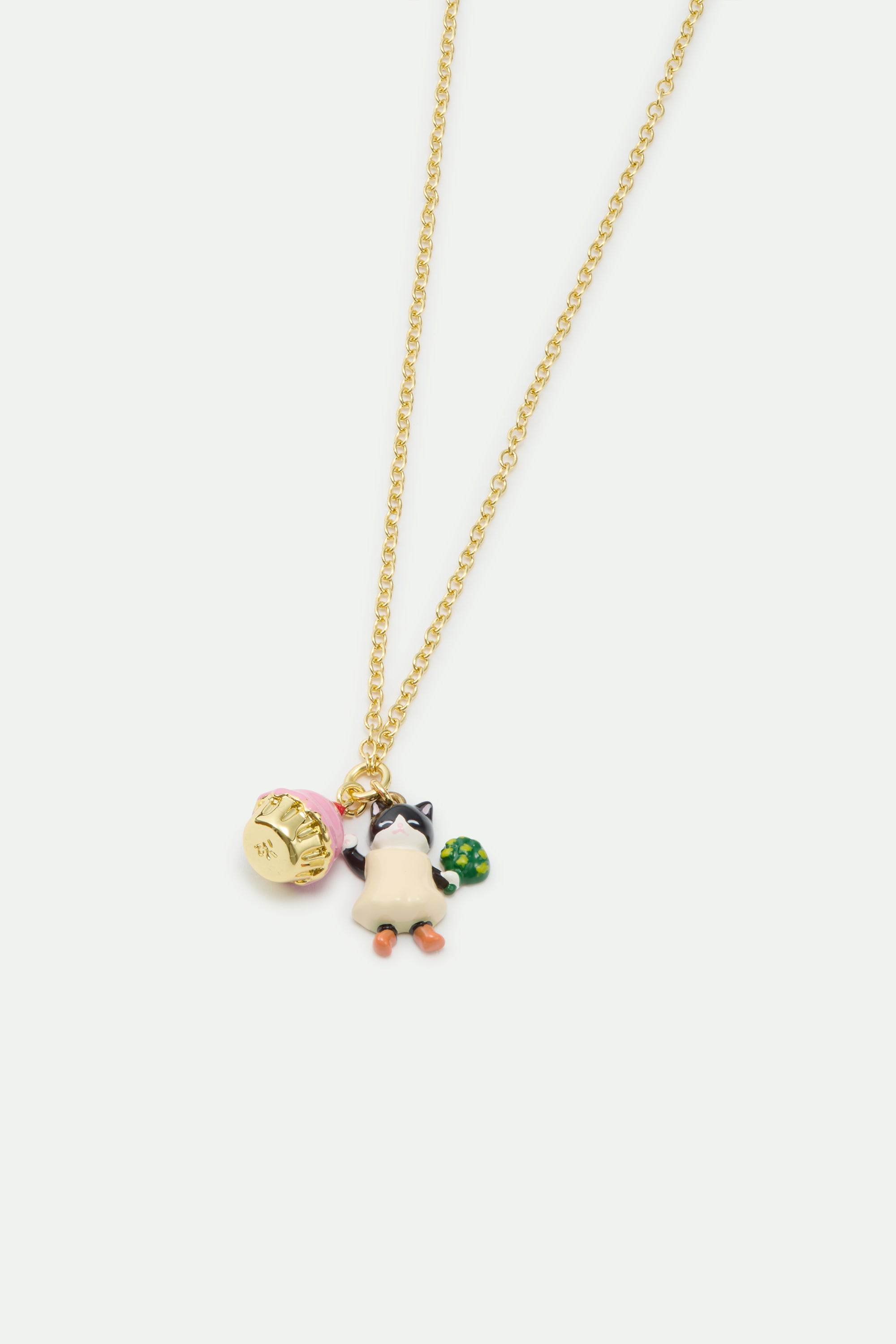 Collier pendentif chaton noir et patisserie