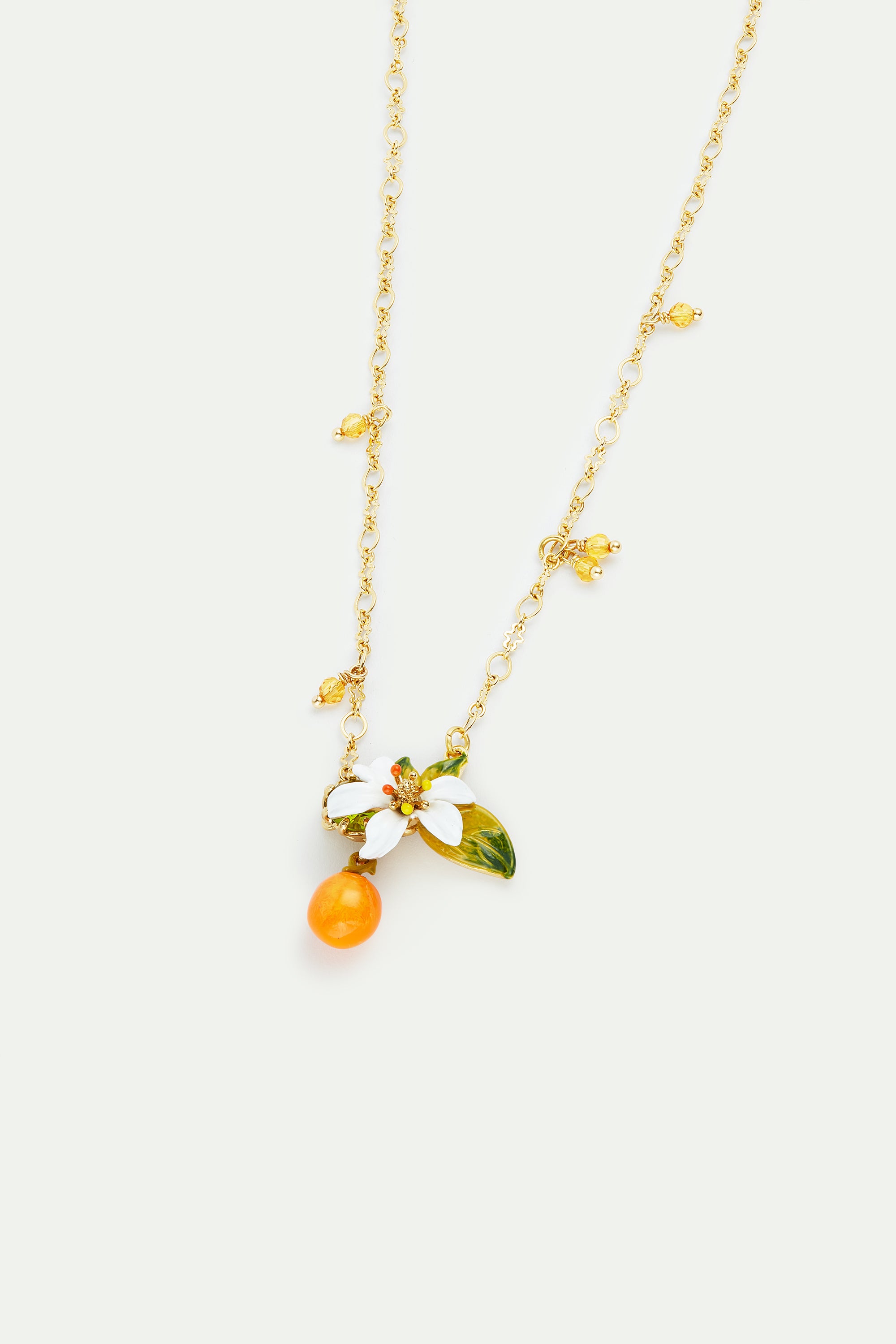 Collier pendentif orange, fleur d'oranger et petites perles