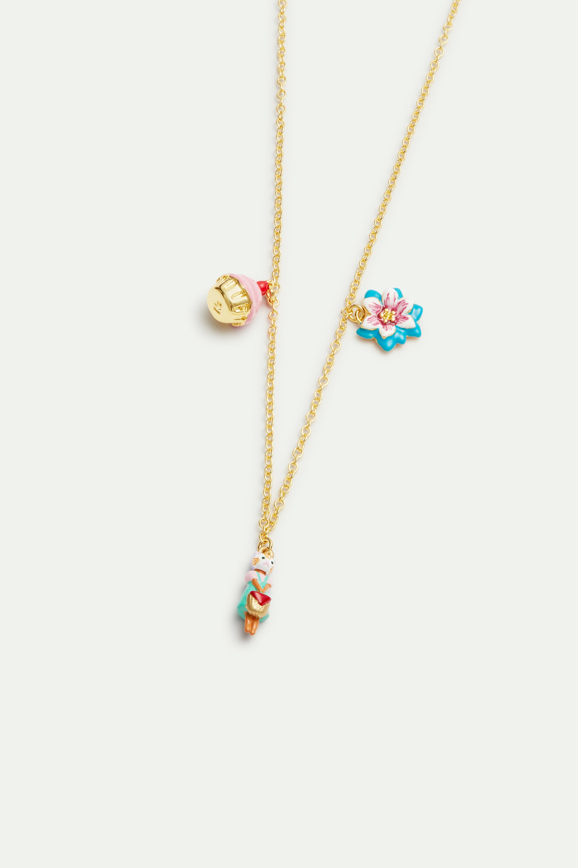 Collier pendentif chat roux, fleur bleue et patisserie